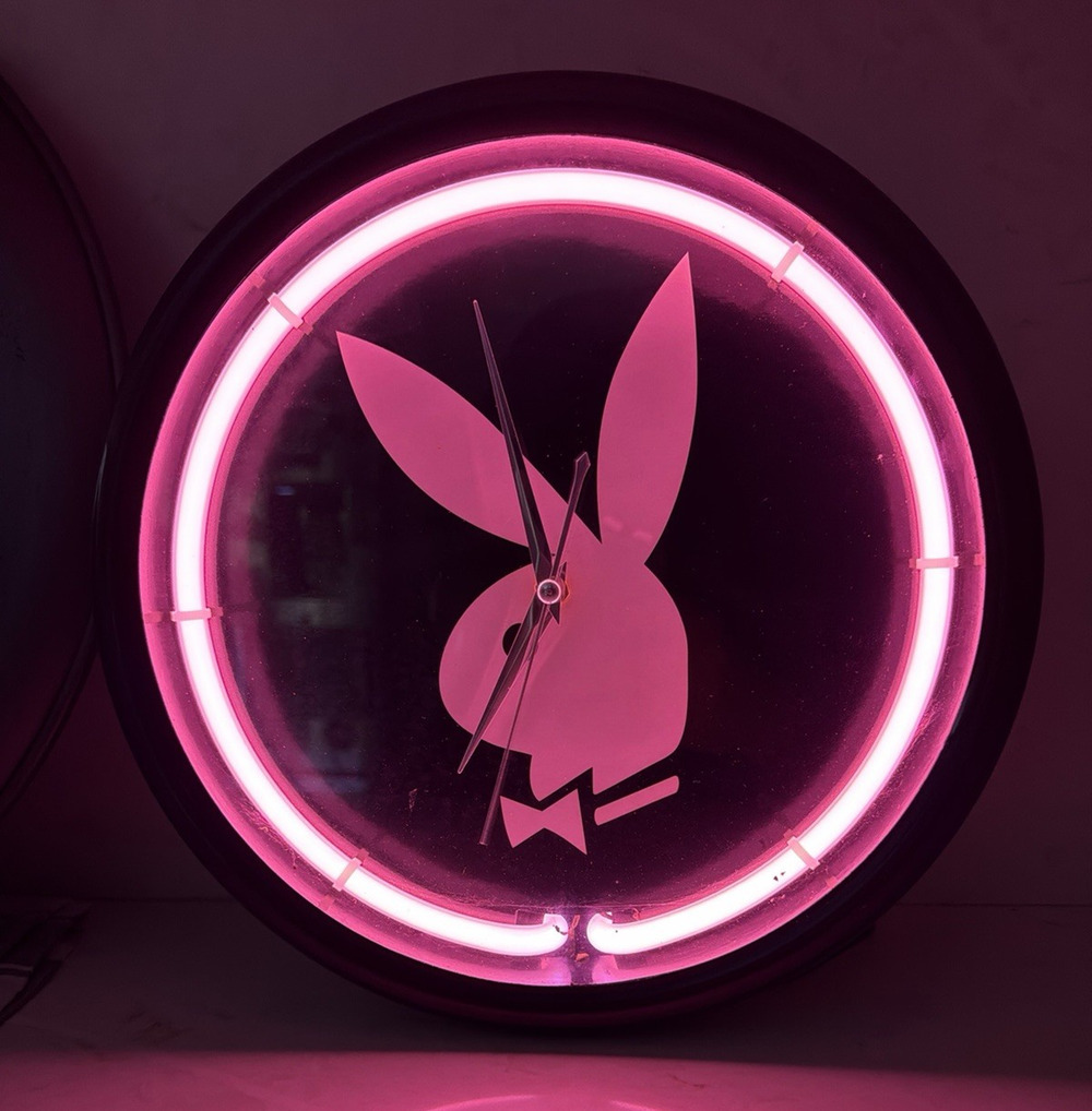 Vintage 12” Playboy Bunny Neon Pink Light Clock Works Tested Working 2000’s Y2K